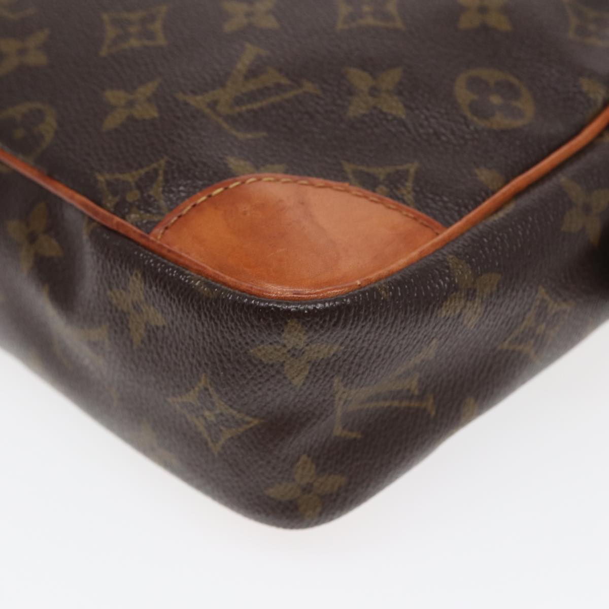 LOUIS VUITTON Monogram Compiegne 28 Clutch Bag M51845 LV Auth 84365