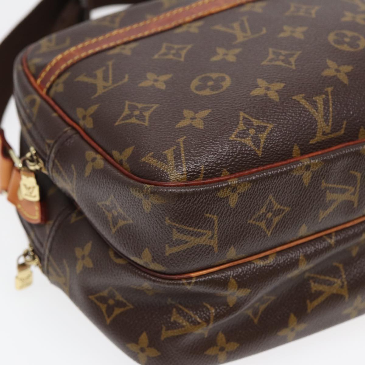 LOUIS VUITTON Monogram Reporter PM Shoulder Bag M45254 LV Auth 84375