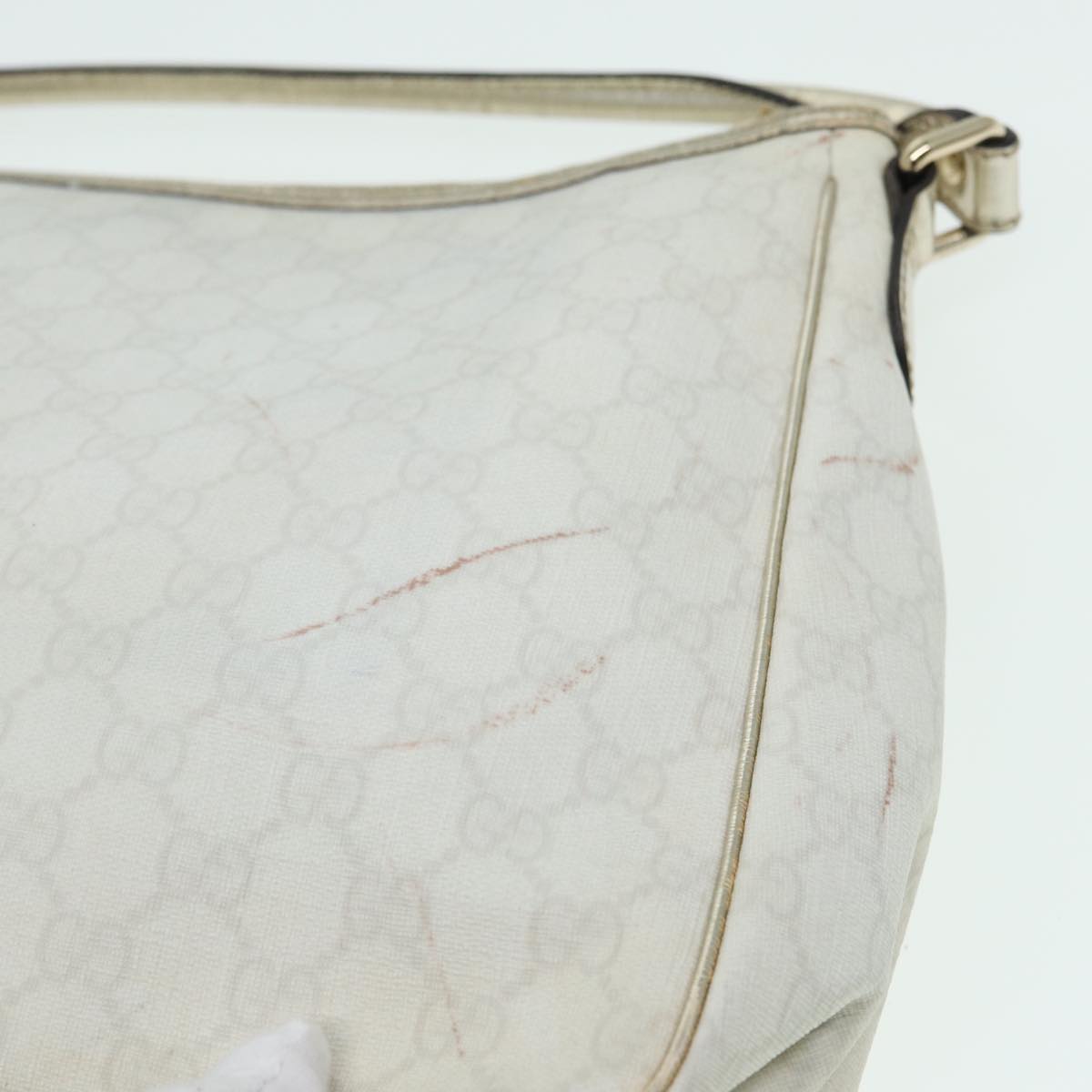 GUCCI GG Canvas Shoulder Bag PVC Leather White Auth 84436