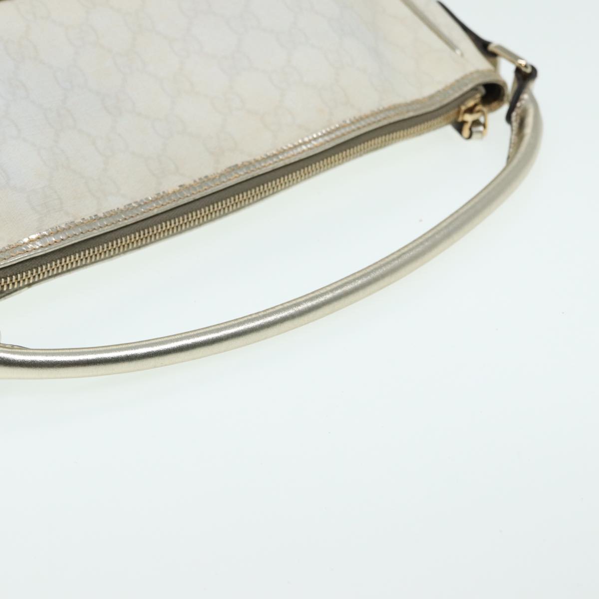 GUCCI GG Canvas Shoulder Bag PVC Leather White Auth 84436