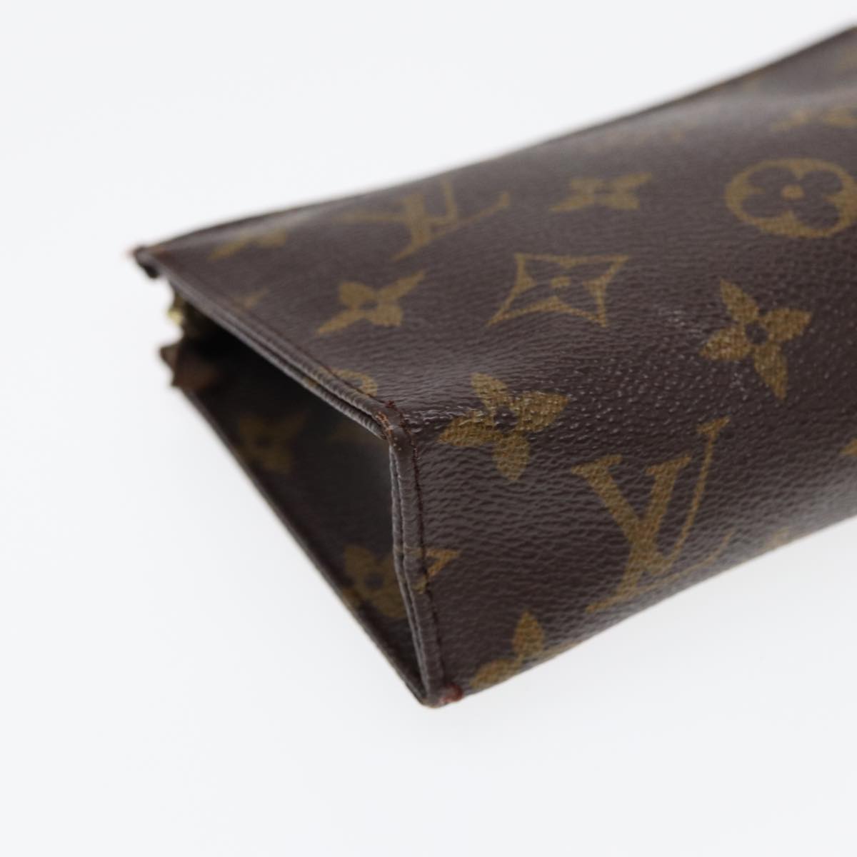 LOUIS VUITTON Monogram Poche Toilette 15 Pouch M47546 LV Auth 84464