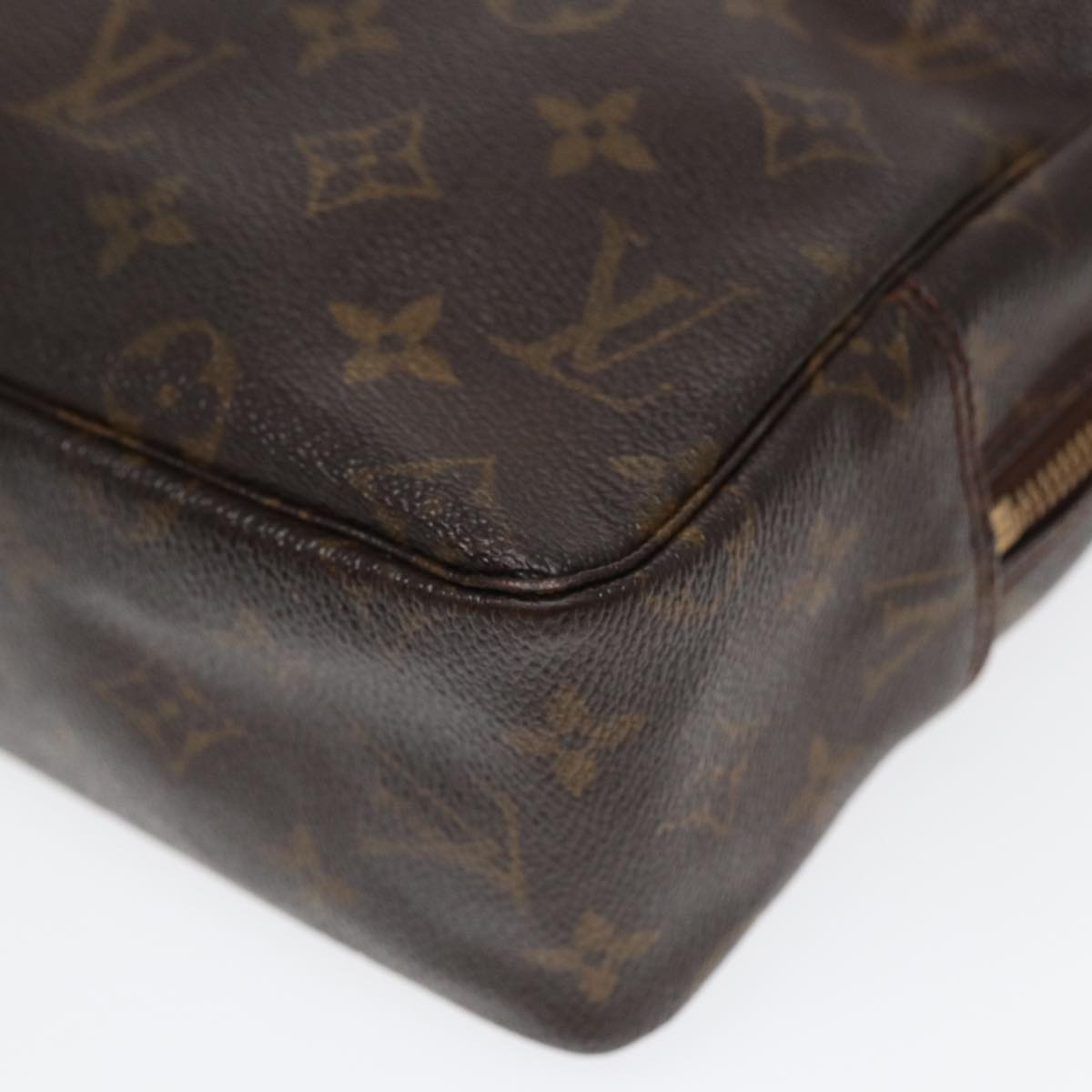 LOUIS VUITTON Monogram Trousse Toilette 28 Clutch Bag M47522 LV Auth 84509