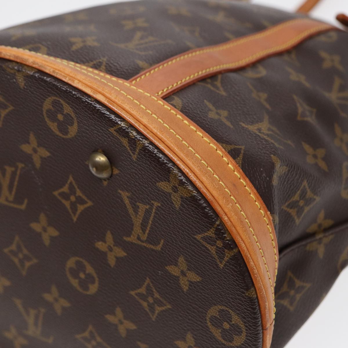 LOUIS VUITTON Monogram Bucket GM Shoulder Bag M42236 LV Auth 84528