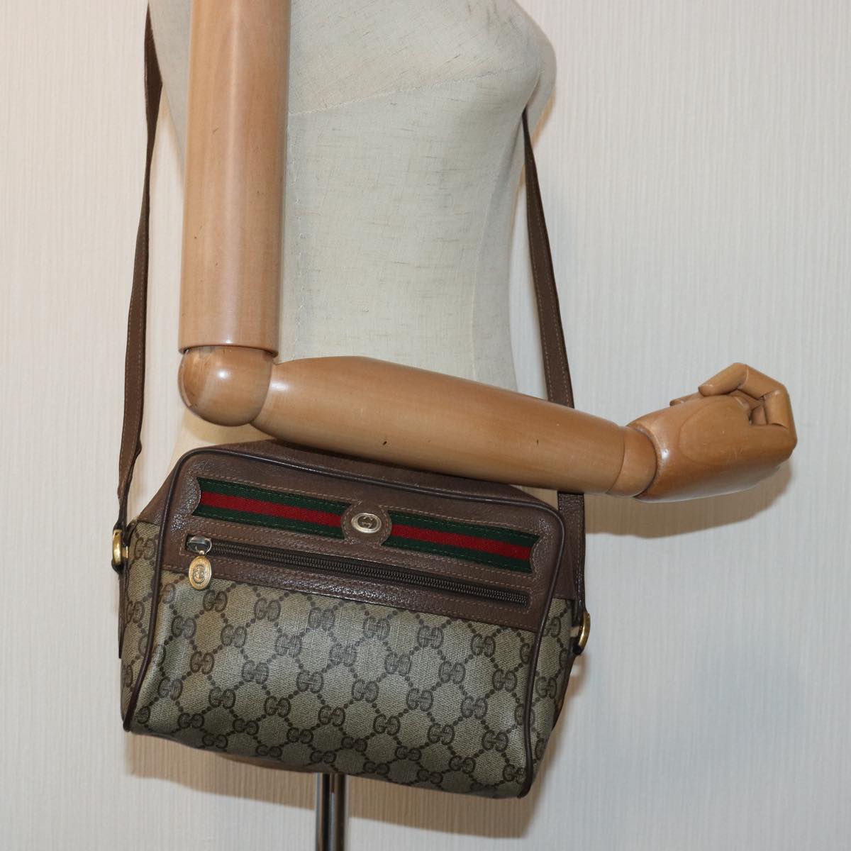 GUCCI GG Supreme Web Sherry Line Shoulder Bag PVC Beige Red gold Auth 84565