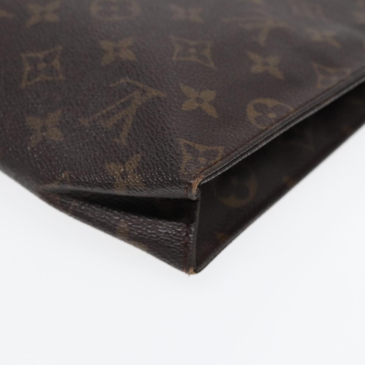 LOUIS VUITTON Monogram Poche Toilette 26 Pouch M47542 LV Auth 84584