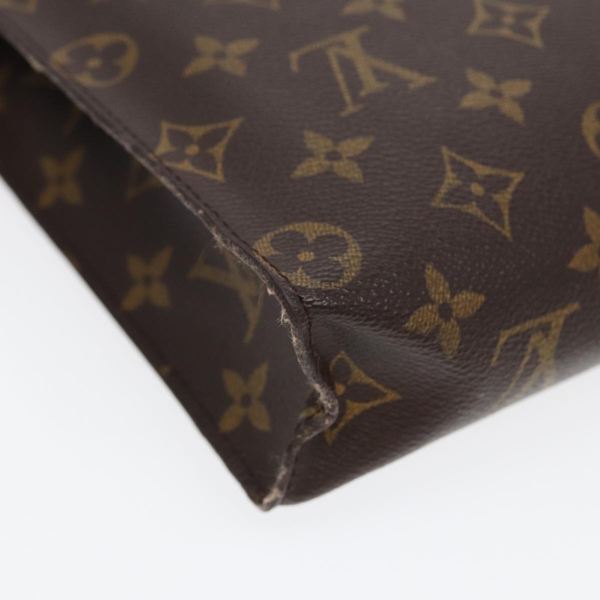 LOUIS VUITTON Monogram Poche Toilette 26 Pouch M47542 LV Auth 84598