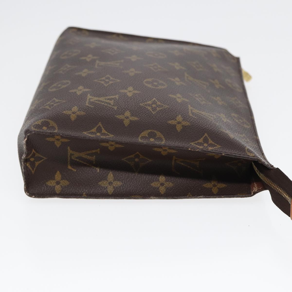 LOUIS VUITTON Monogram Poche Toilette 26 Pouch M47542 LV Auth 84598