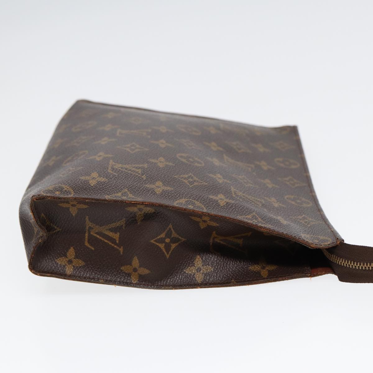 LOUIS VUITTON Monogram Poche Toilette 26 Pouch M47542 LV Auth 84635