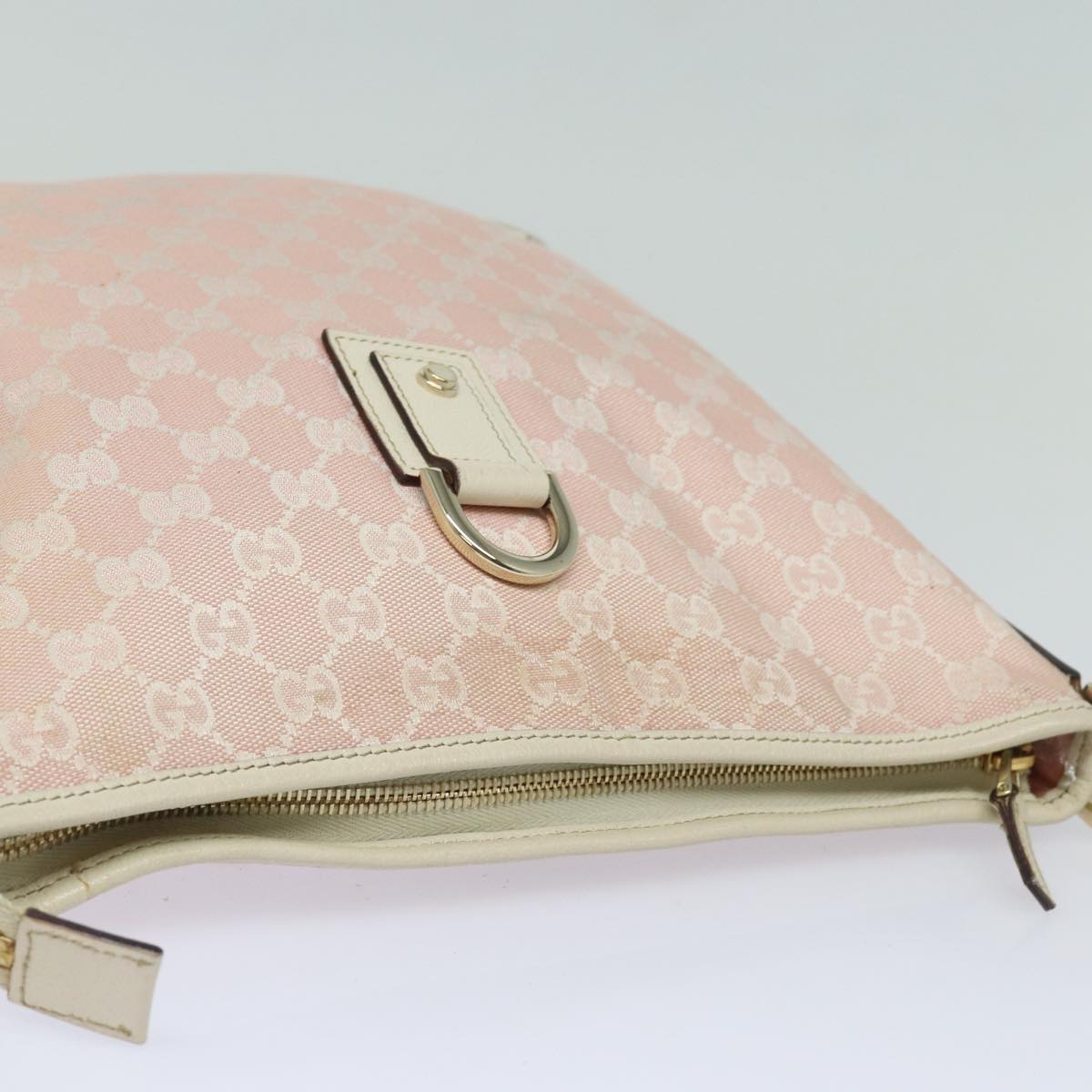 GUCCI GG Canvas Shoulder Bag Pink Gold 131326 Auth 84659