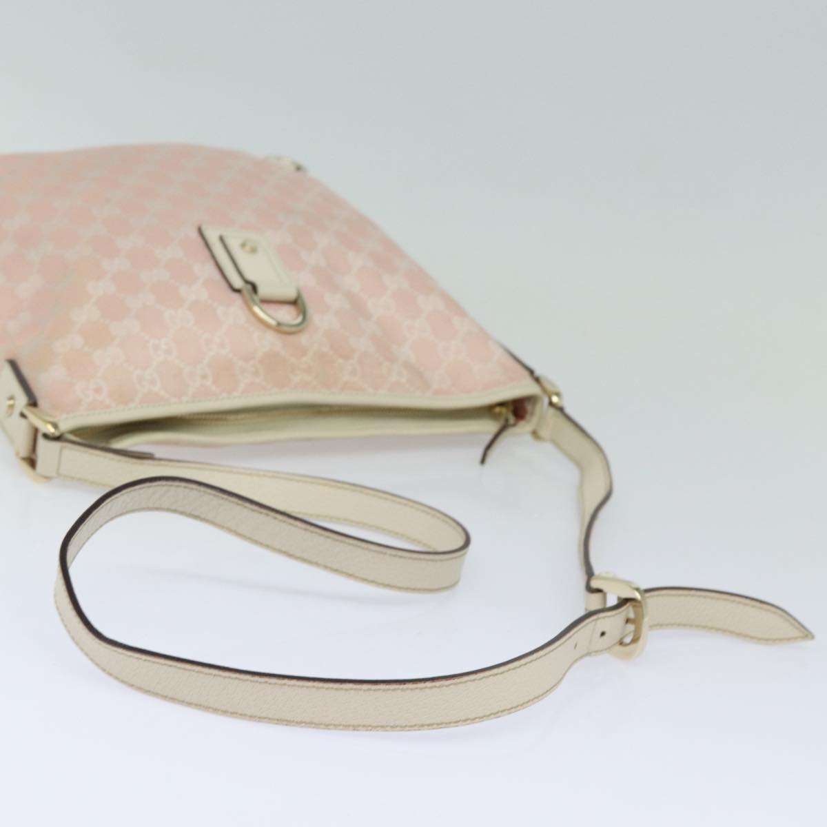 GUCCI GG Canvas Shoulder Bag Pink Gold 131326 Auth 84659