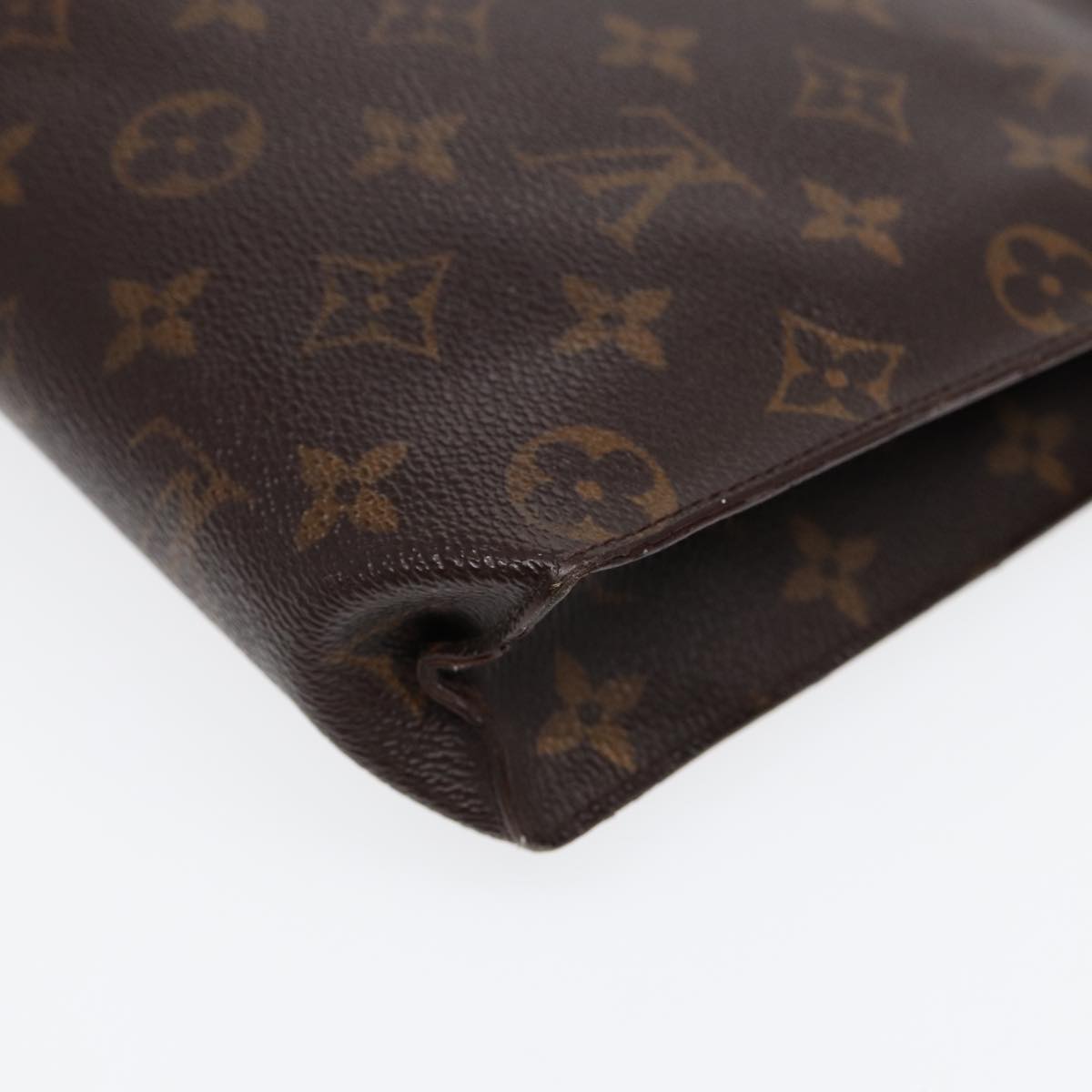 LOUIS VUITTON Monogram Poche Toilette 26 Pouch M47542 LV Auth 84663