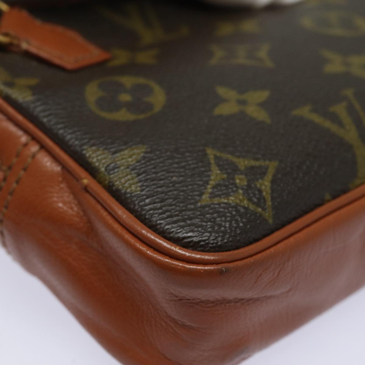 LOUIS VUITTON Monogram Pochette Sports Clutch Bag No.183 LV Auth 84667