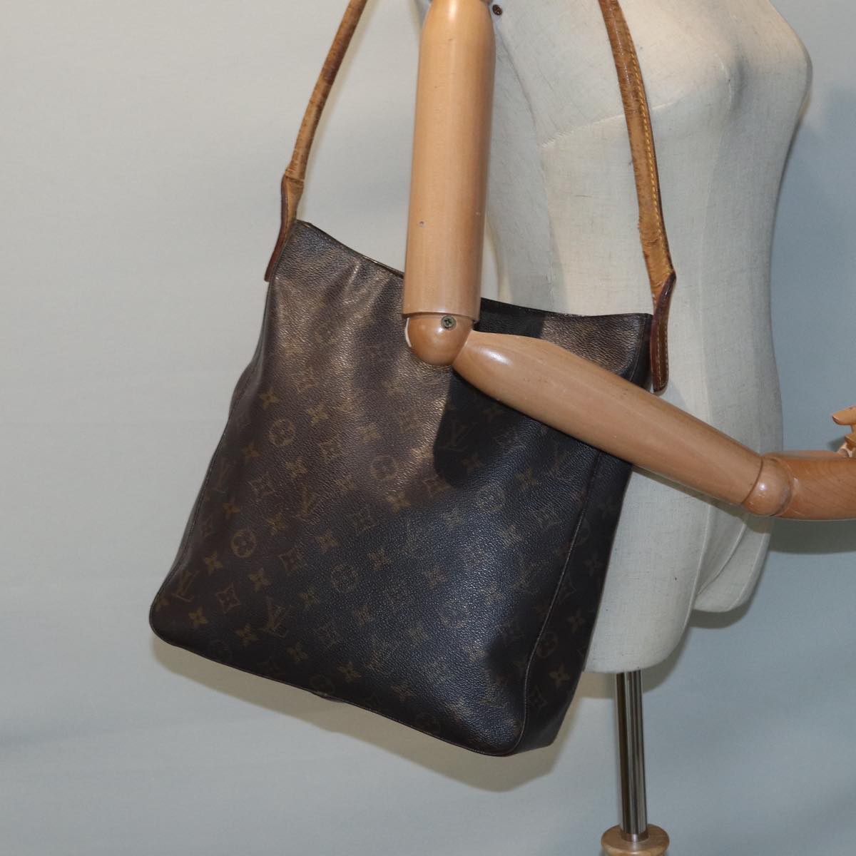 LOUIS VUITTON Monogram Looping GM Shoulder Bag M51145 LV Auth 84684