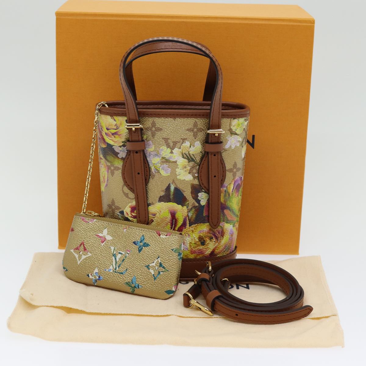 LOUIS VUITTON LV Garden Nano Bucket Shoulder Bag Beige M81724 LV Auth 84696S