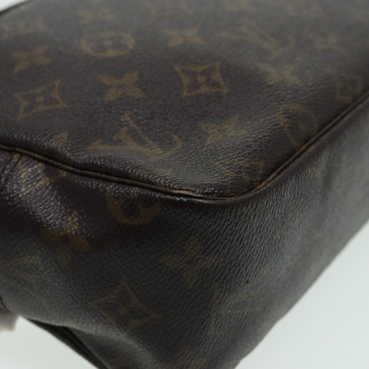 LOUIS VUITTON Monogram Trousse Toilette 28 Clutch Bag M47522 LV Auth 84707