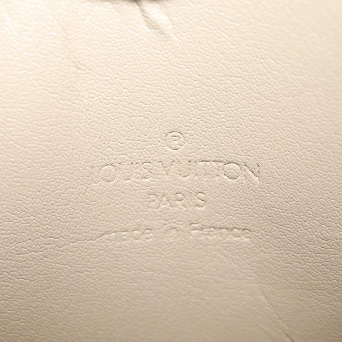 LOUIS VUITTON Monogram Vernis Bedford Hand Bag Beige M91006 LV Auth 84731