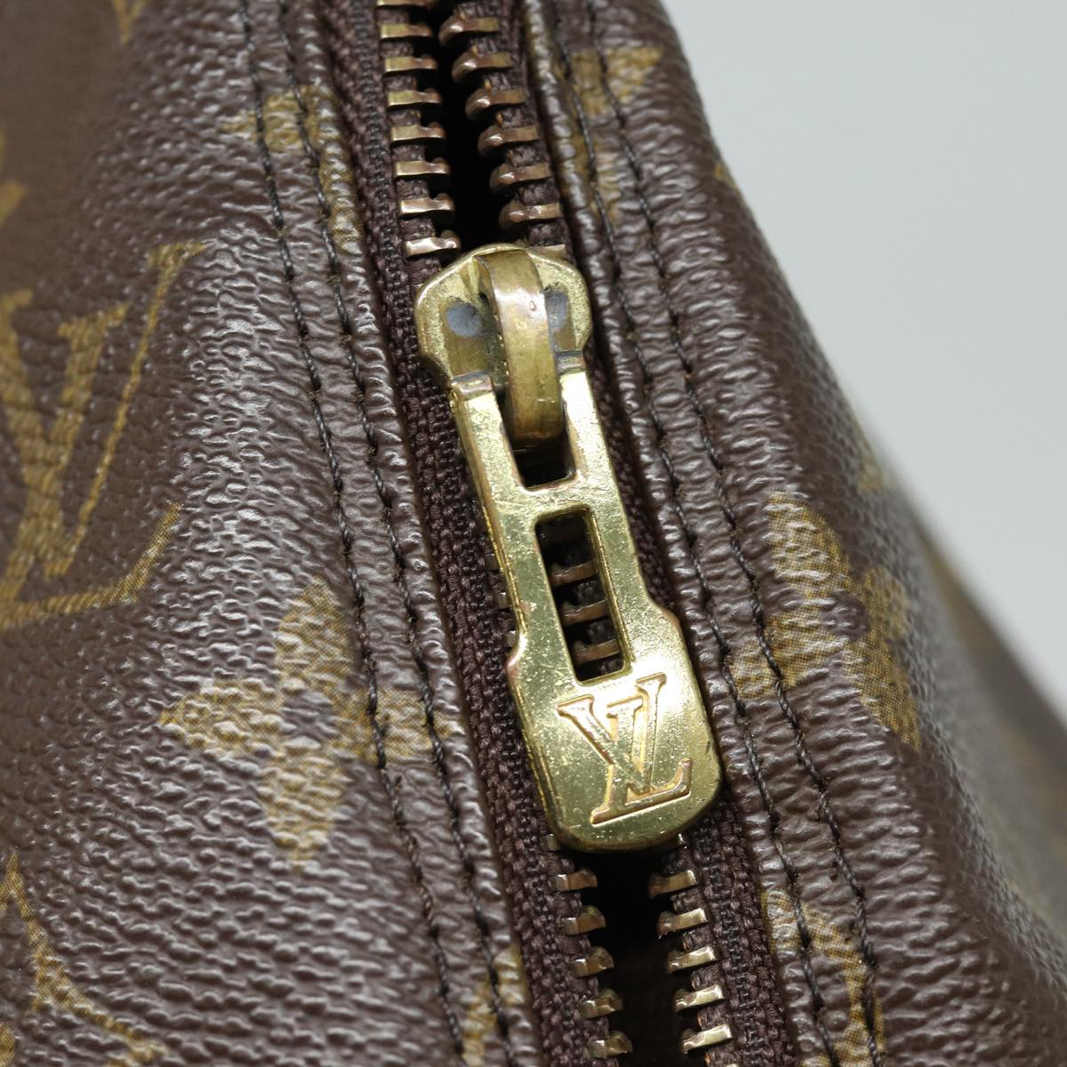 LOUIS VUITTON Monogram Alma Hand Bag M51130 LV Auth 84746