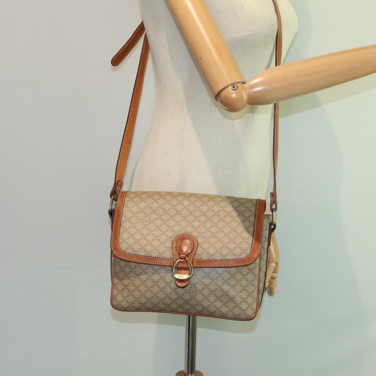 CELINE Macadam Canvas Shoulder Bag Beige Auth 84756