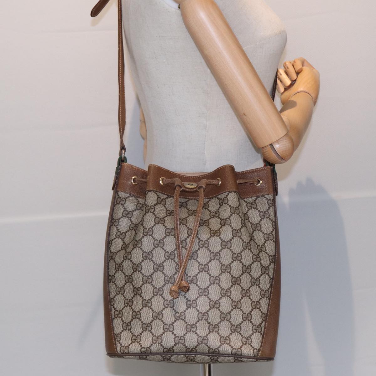 GUCCI GG Supreme Web Sherry Line Shoulder Bag PVC Beige 72 02 034 Auth 84766