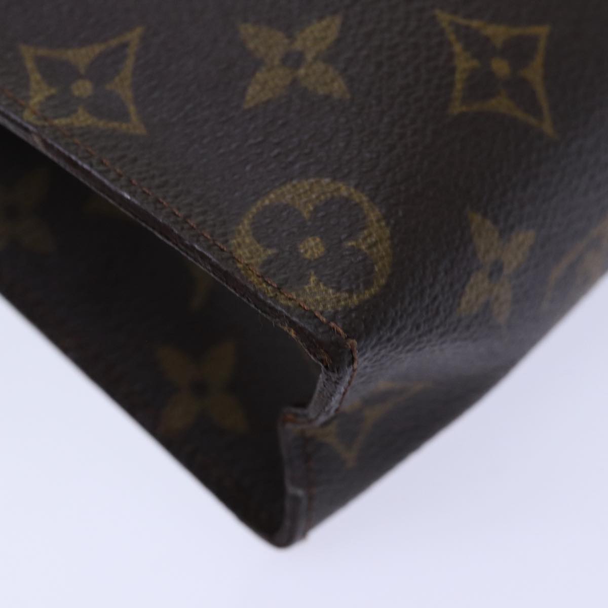 LOUIS VUITTON Monogram Poche Toilette 26 Pouch M47542 LV Auth 84850