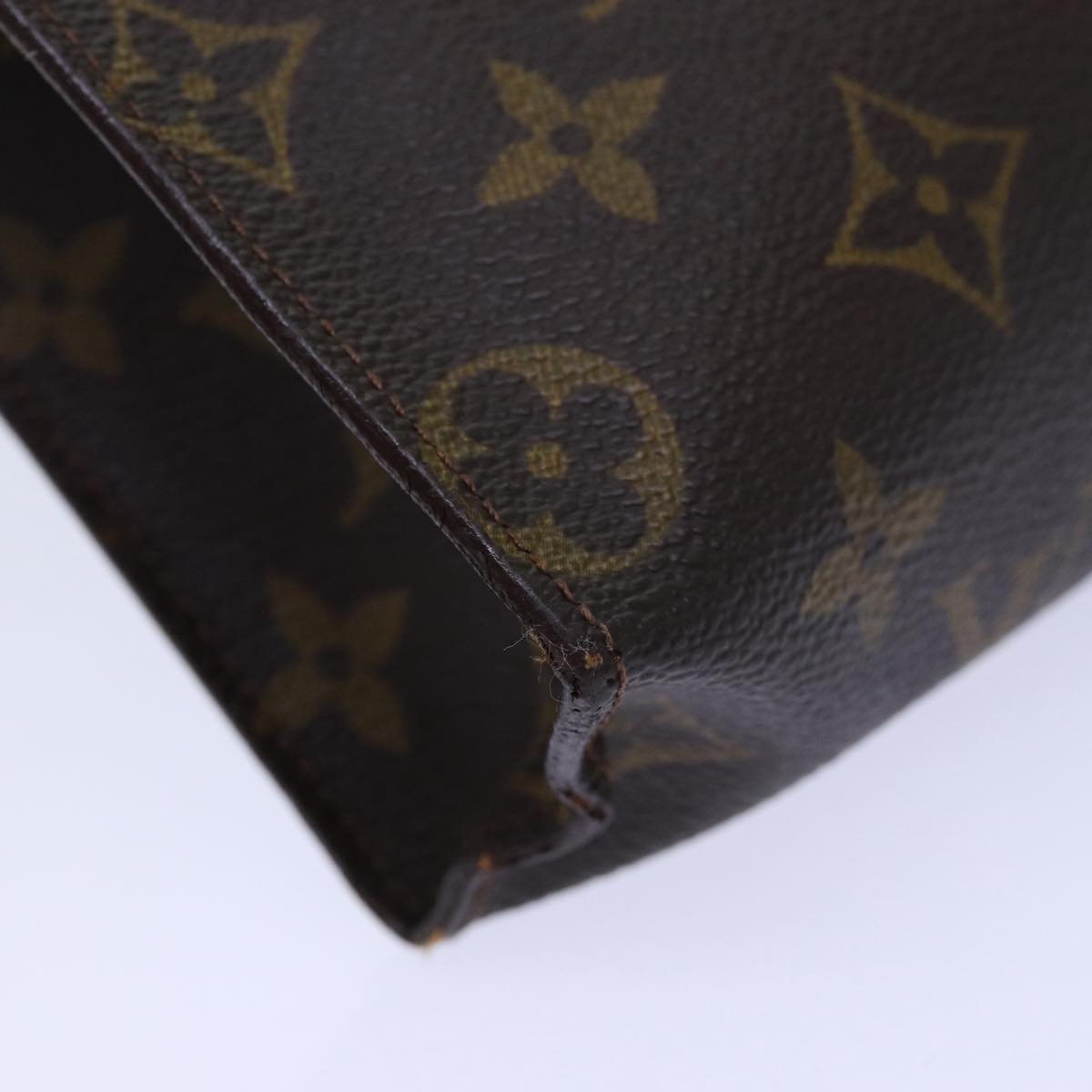 LOUIS VUITTON Monogram Poche Toilette 26 Pouch M47542 LV Auth 84850