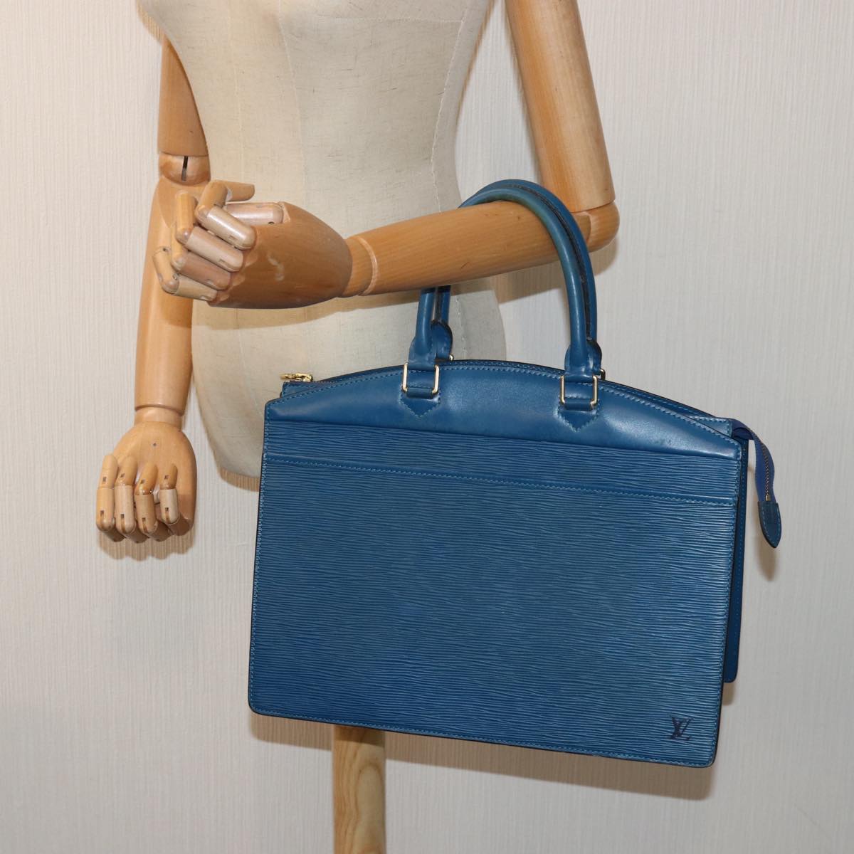 LOUIS VUITTON Epi Riviera Hand Bag Blue M48185 LV Auth 84904