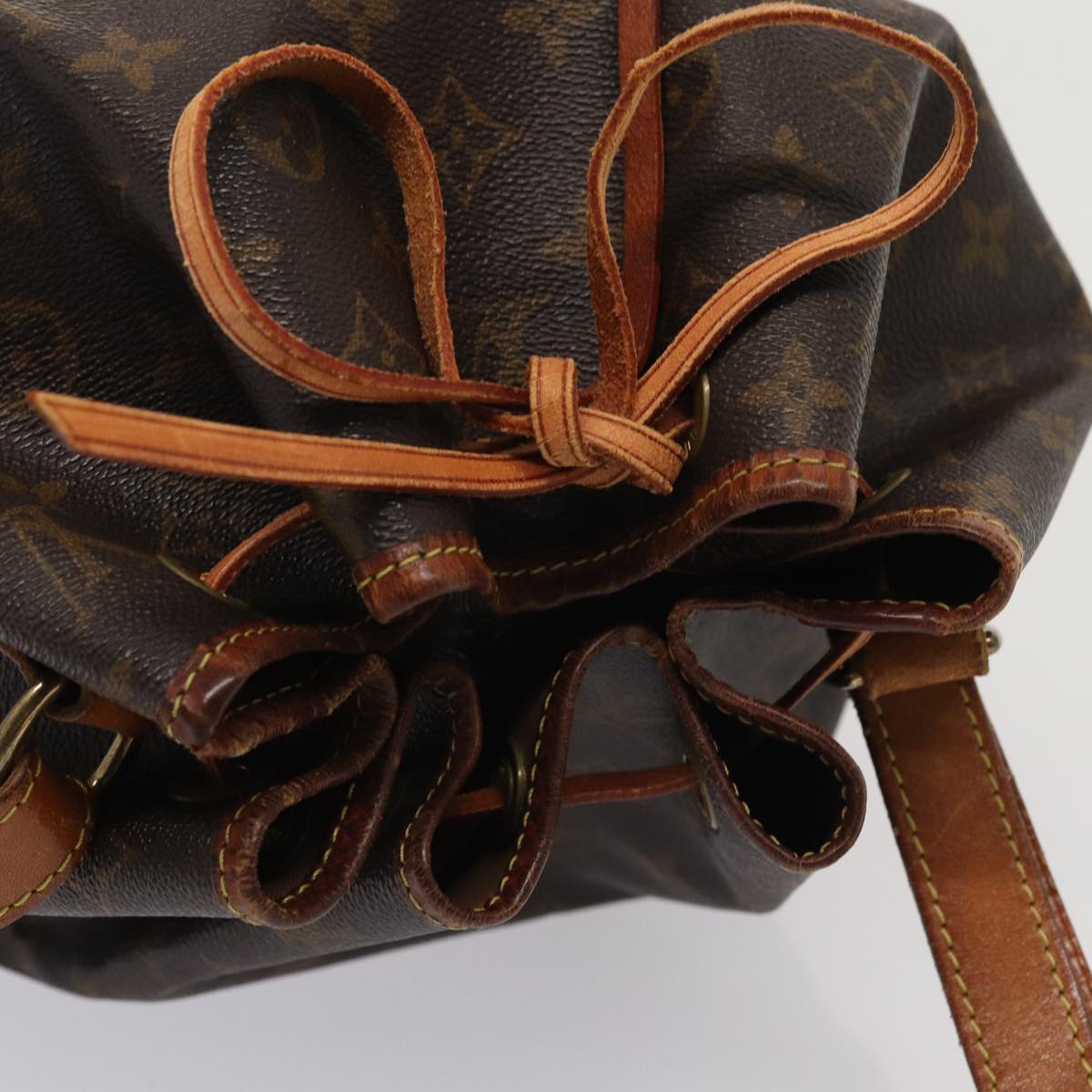 LOUIS VUITTON Monogram Petit Noe Shoulder Bag M42226 LV Auth 84951