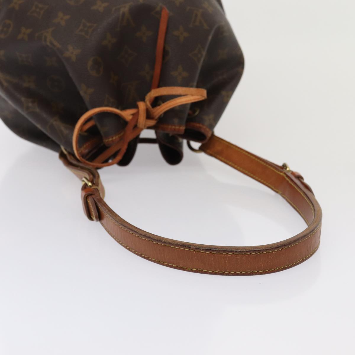 LOUIS VUITTON Monogram Petit Noe Shoulder Bag M42226 LV Auth 84951