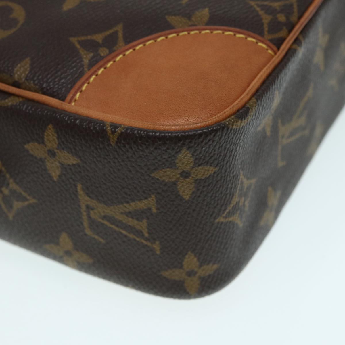 LOUIS VUITTON Monogram Compiegne 28 Clutch Bag M51845 LV Auth 84975