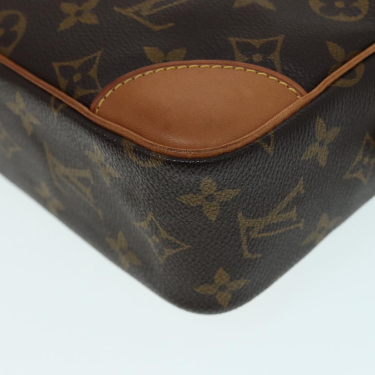 LOUIS VUITTON Monogram Compiegne 28 Clutch Bag M51845 LV Auth 84975