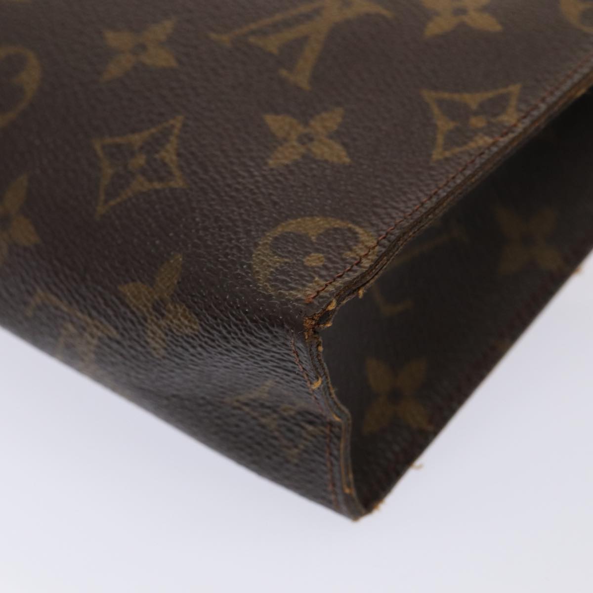 LOUIS VUITTON Monogram Poche Toilette 26 Pouch M47542 LV Auth 84983