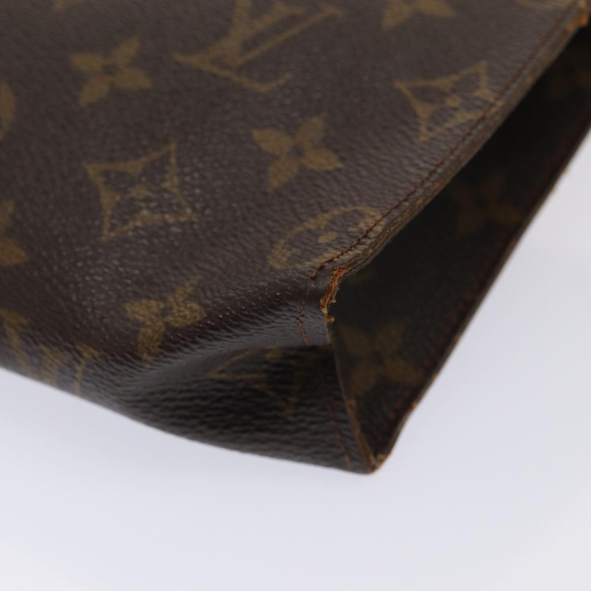 LOUIS VUITTON Monogram Poche Toilette 26 Pouch M47542 LV Auth 84983