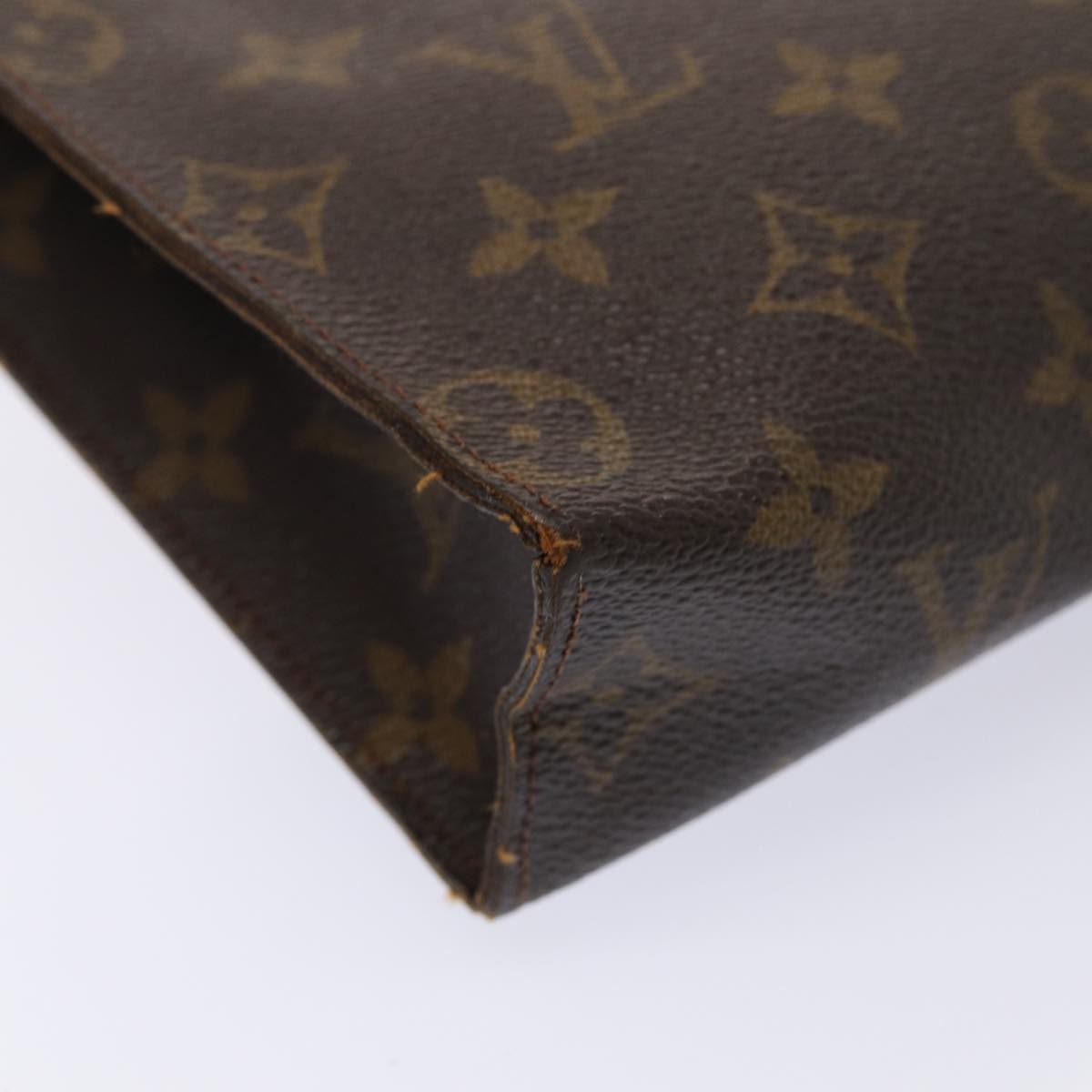 LOUIS VUITTON Monogram Poche Toilette 26 Pouch M47542 LV Auth 84983