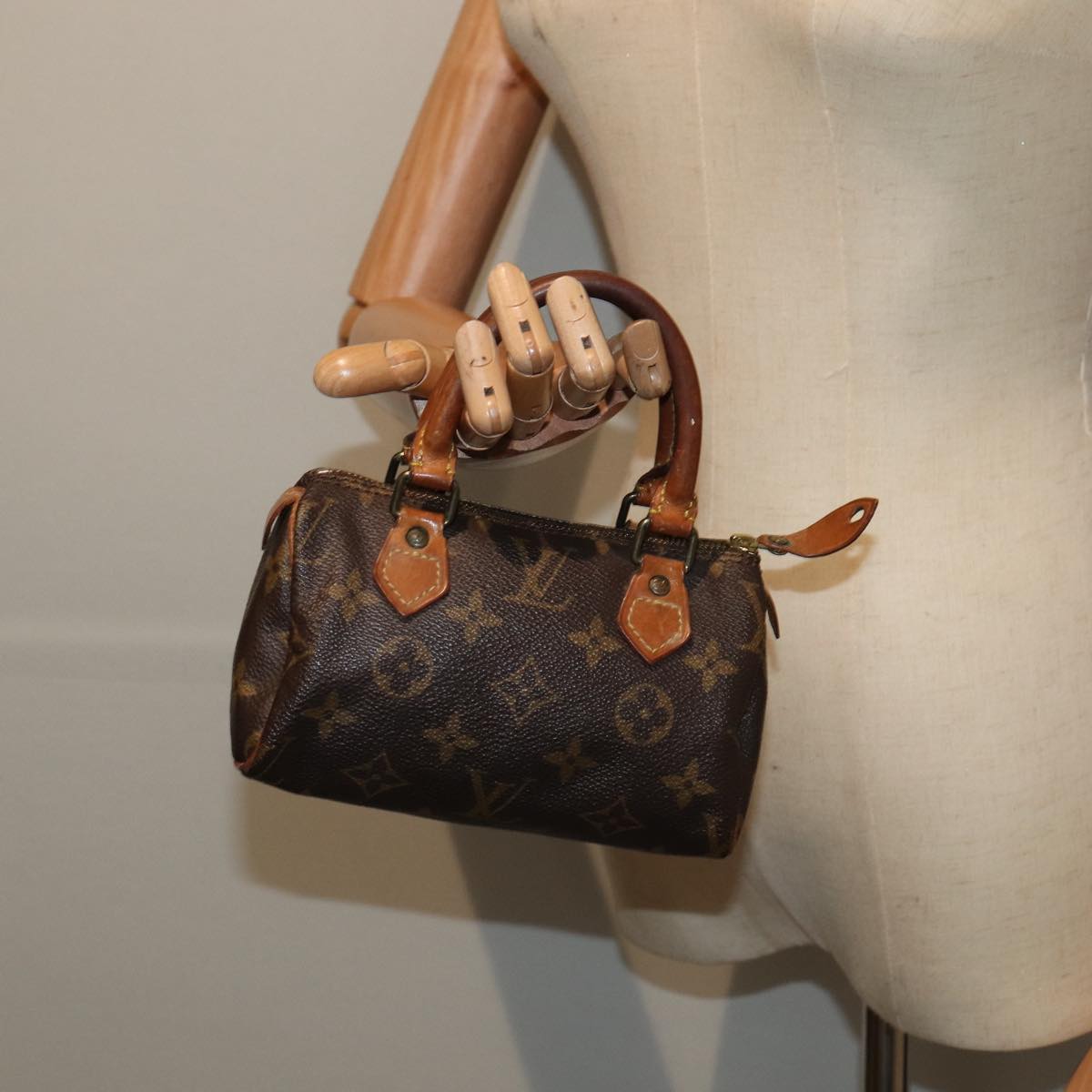 LOUIS VUITTON Monogram Mini Speedy Hand Bag M41534 LV Auth 84985