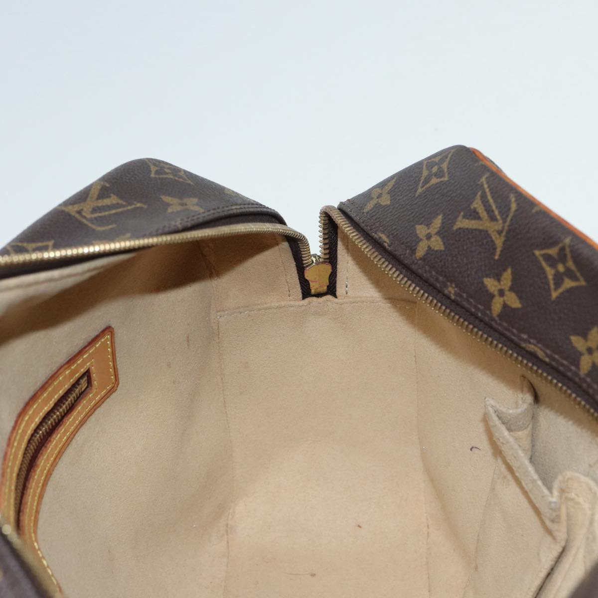 LOUIS VUITTON Monogram Cite GM Hand Bag M51181 LV Auth 85029