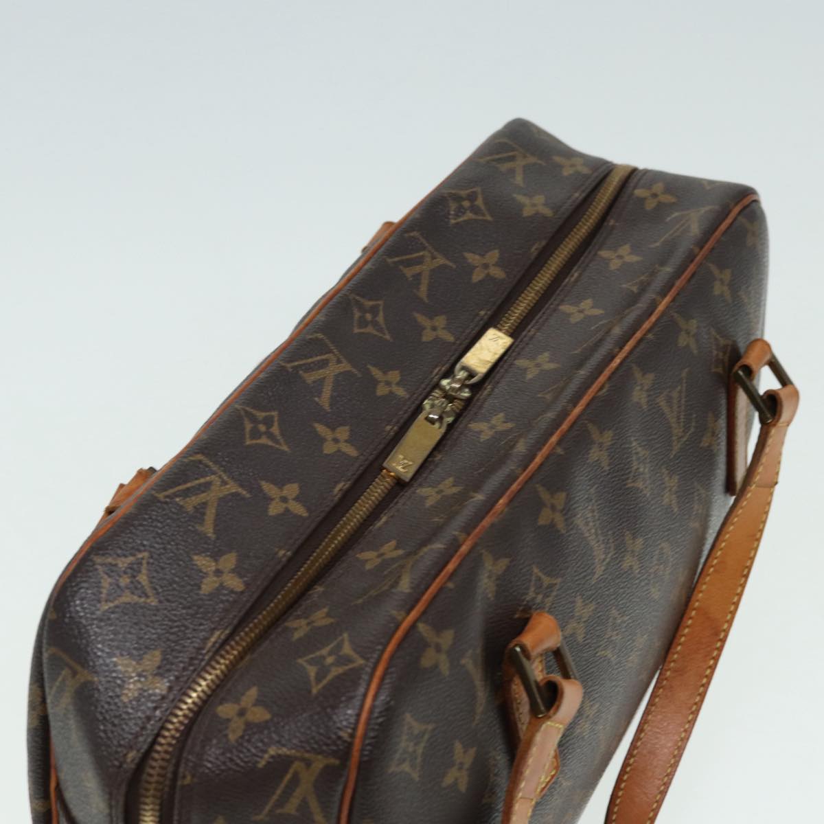 LOUIS VUITTON Monogram Cite GM Hand Bag M51181 LV Auth 85029