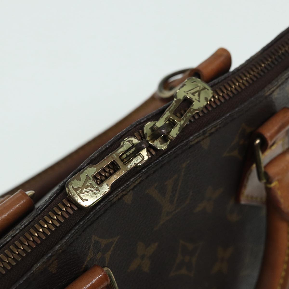 LOUIS VUITTON Monogram Alma Hand Bag M51130 LV Auth 85031