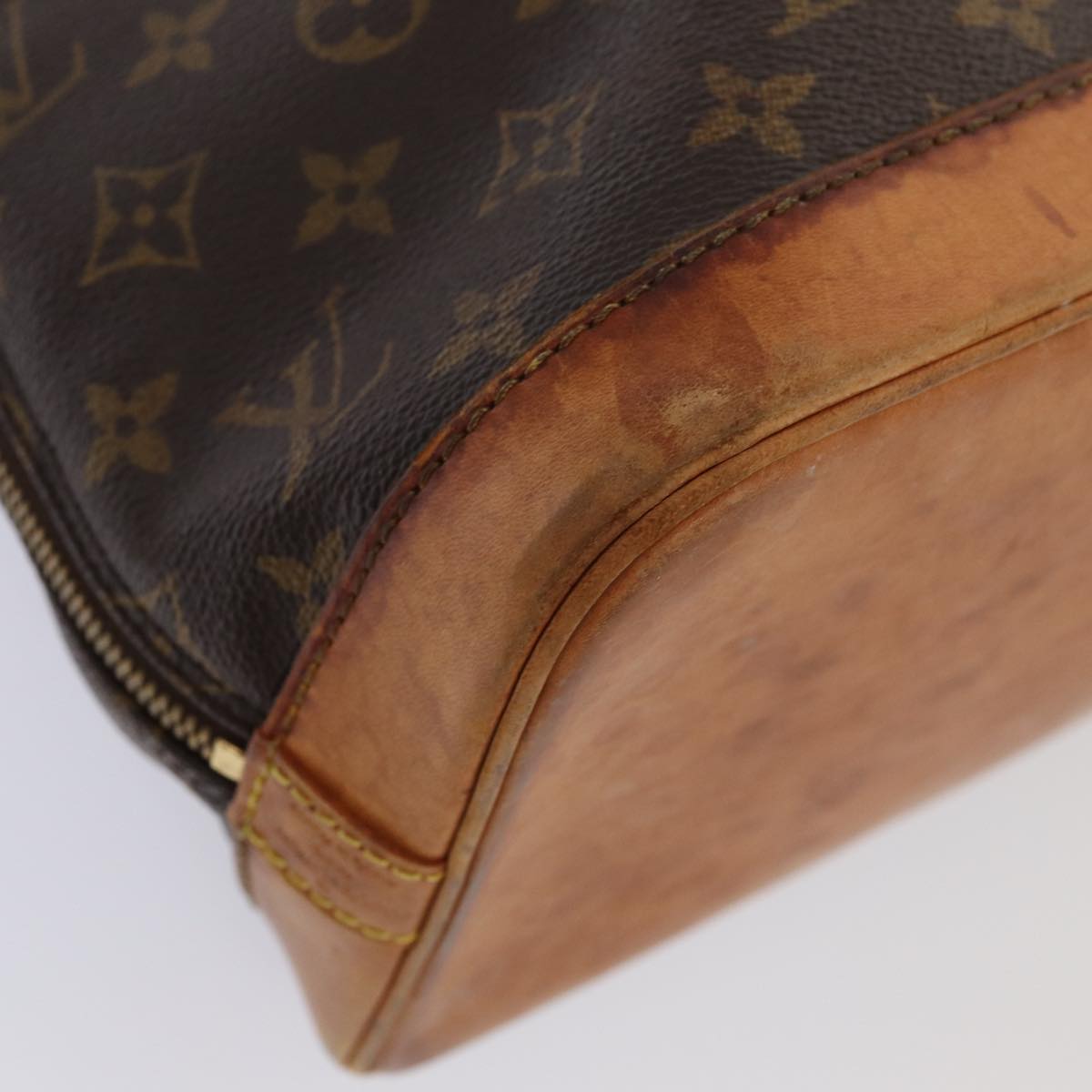 LOUIS VUITTON Monogram Alma Hand Bag M51130 LV Auth 85033