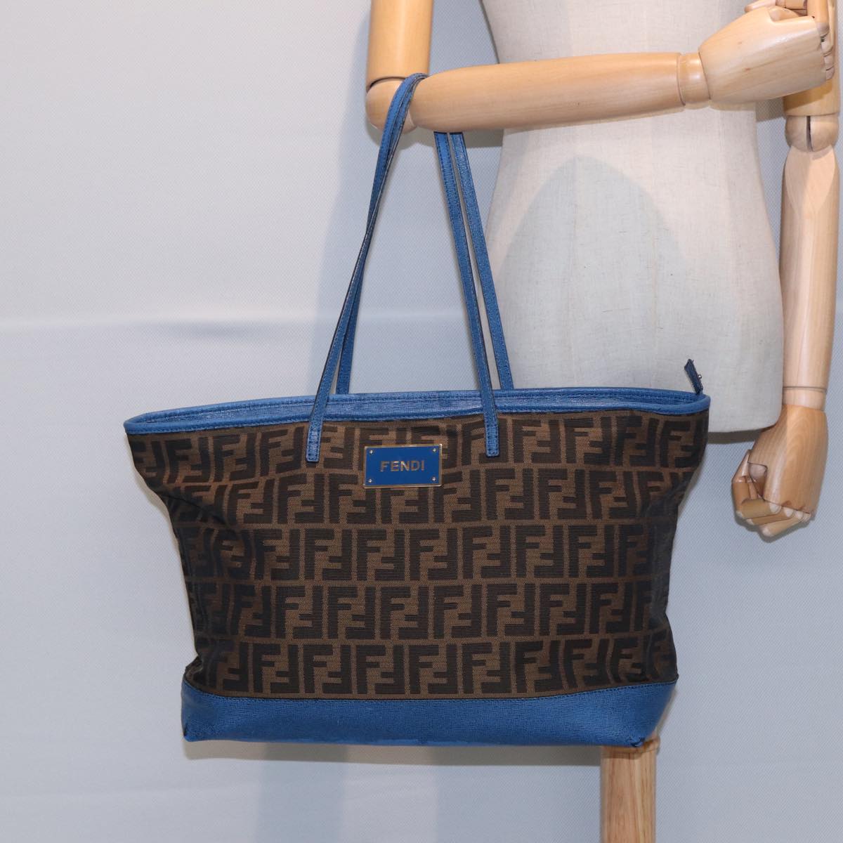 FENDI Zucca Canvas Tote Bag Brown Black Auth 85059