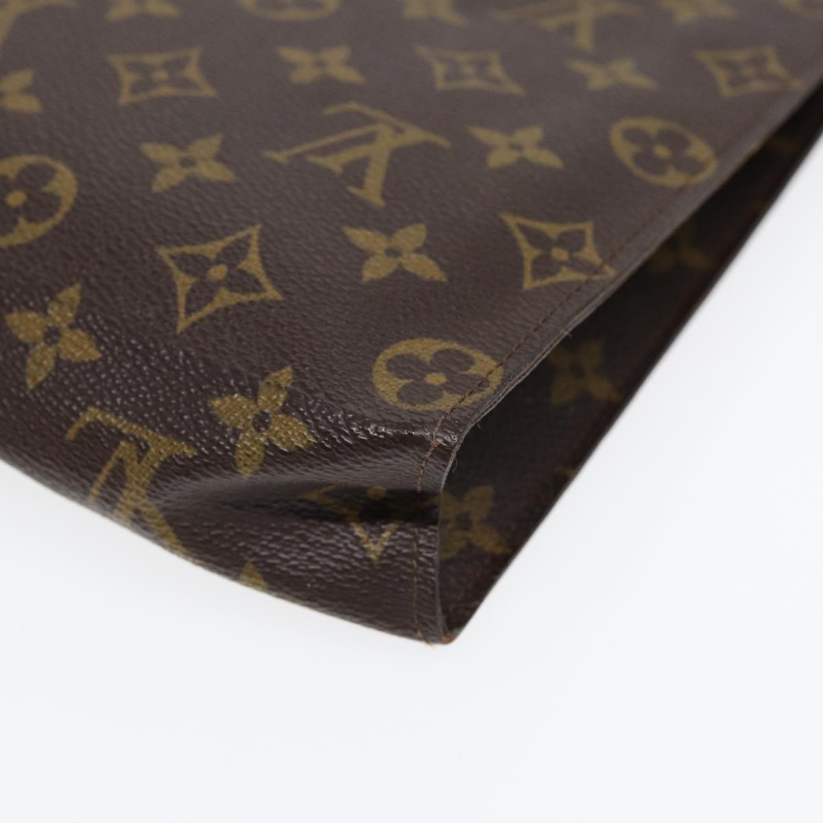 LOUIS VUITTON Monogram Poche Toilette 26 Pouch M47542 LV Auth 85079