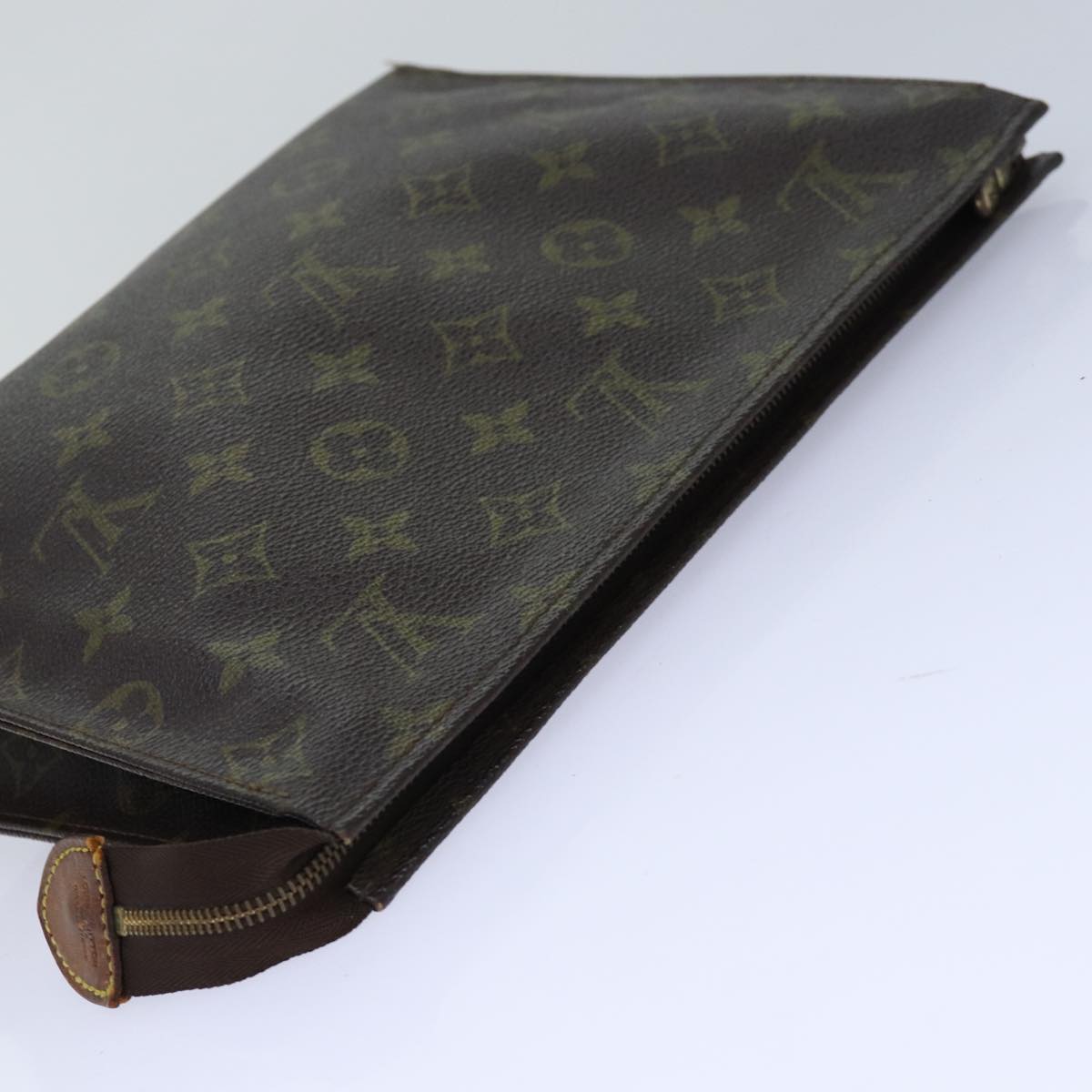 LOUIS VUITTON Monogram Poche Toilette 26 Pouch M47542 LV Auth 85083