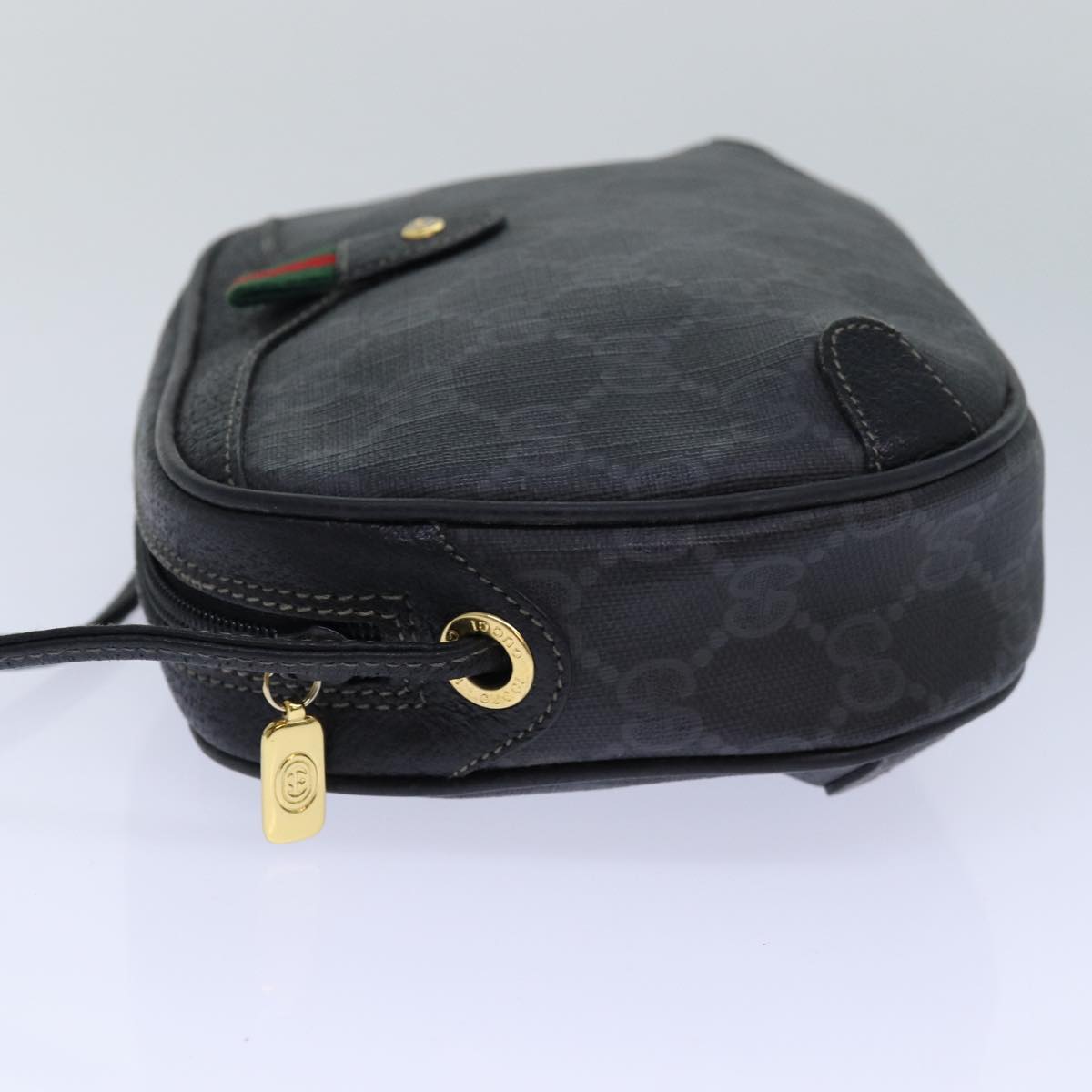 GUCCI GG Supreme Sherry Line Shoulder Bag PVC Black Gold 156 02 066 Auth 85106