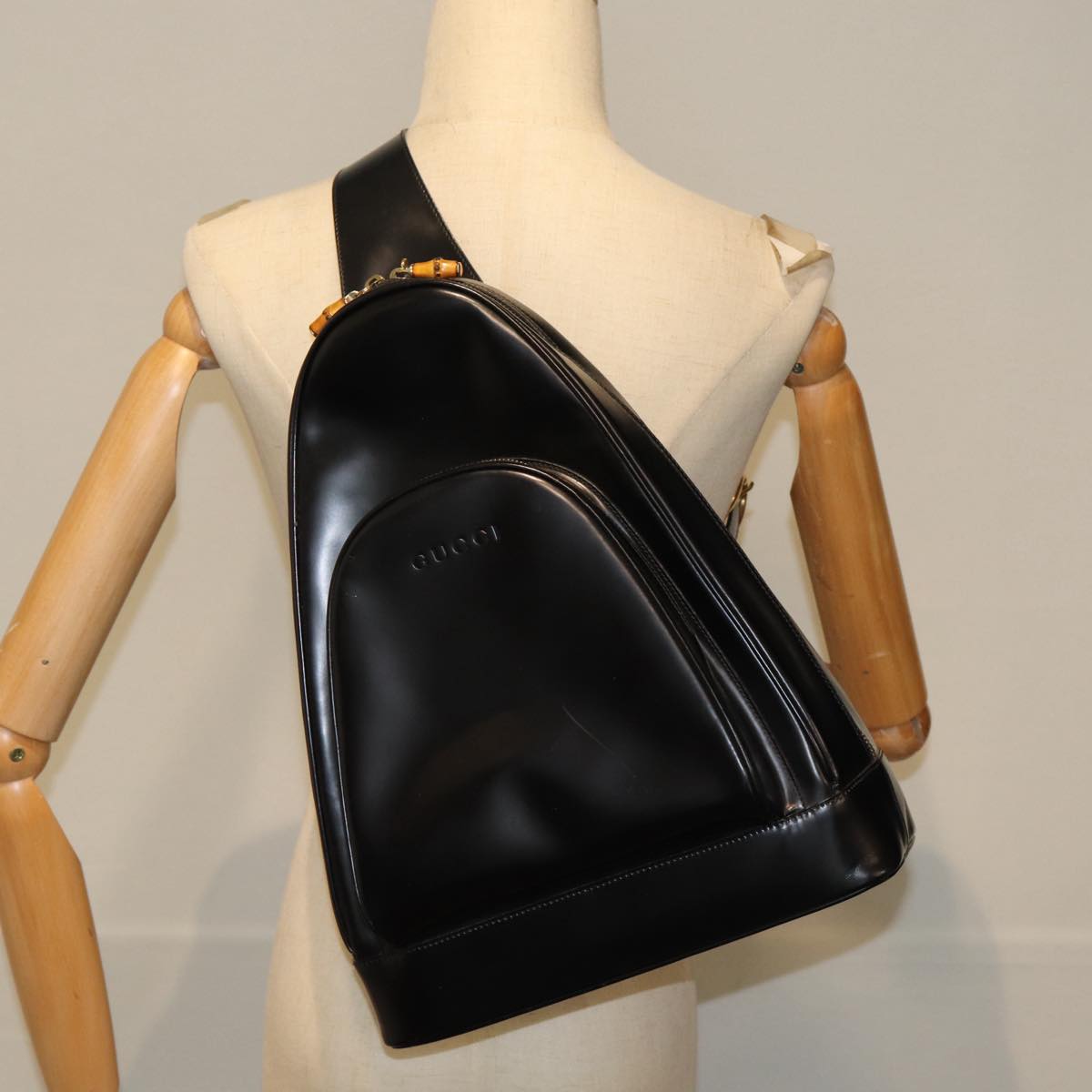 GUCCI Shoulder Bag Patent leather Black Gold 003 3444 0027 Auth 85163