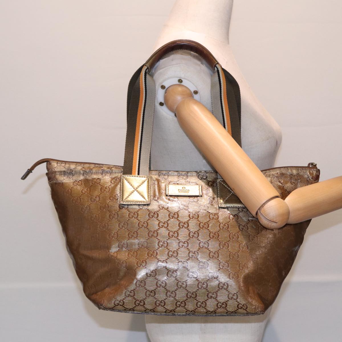 GUCCI GG Crystal Tote Bag Gold 131230 Auth 85181