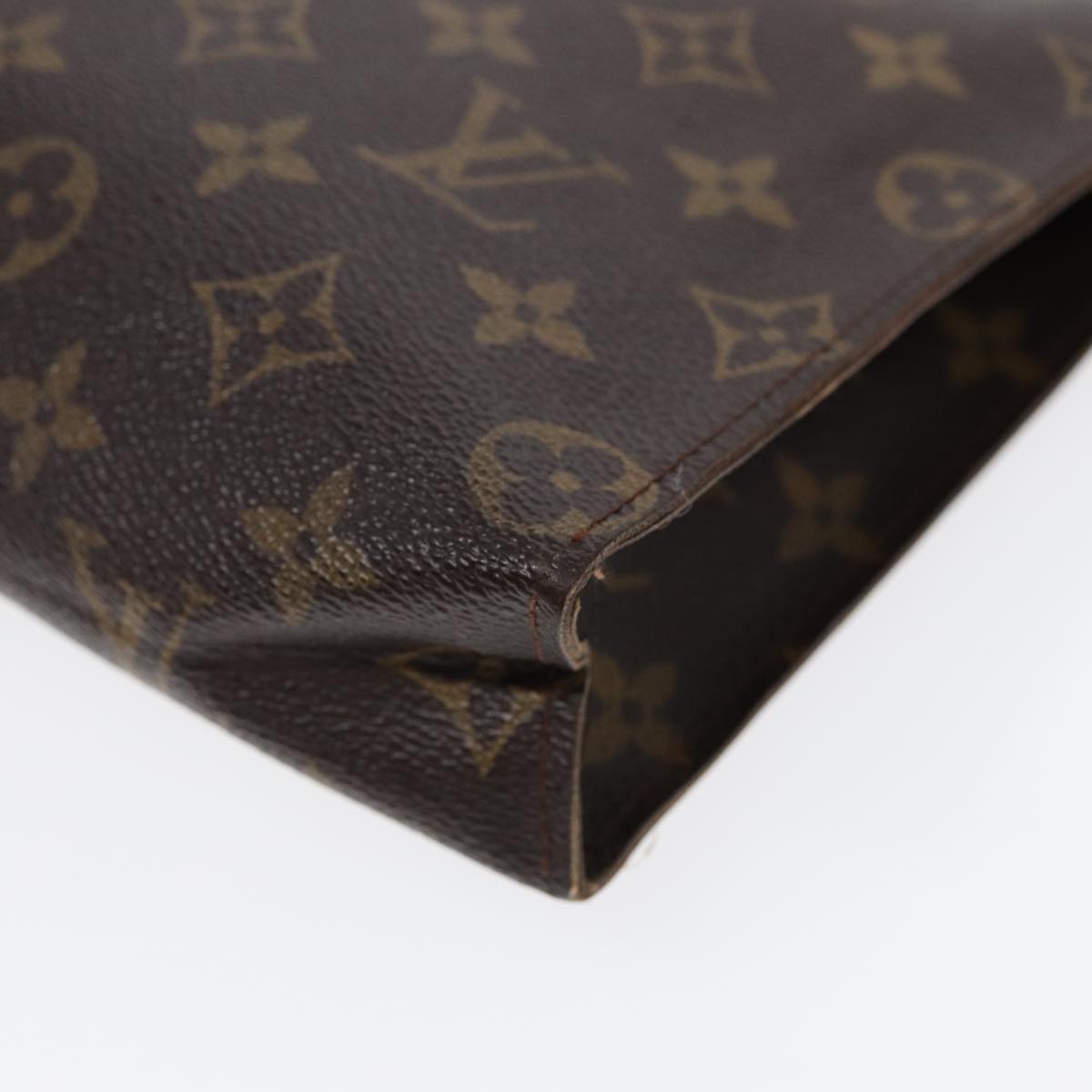 LOUIS VUITTON Monogram Poche Toilette 26 Pouch M47542 LV Auth 85212