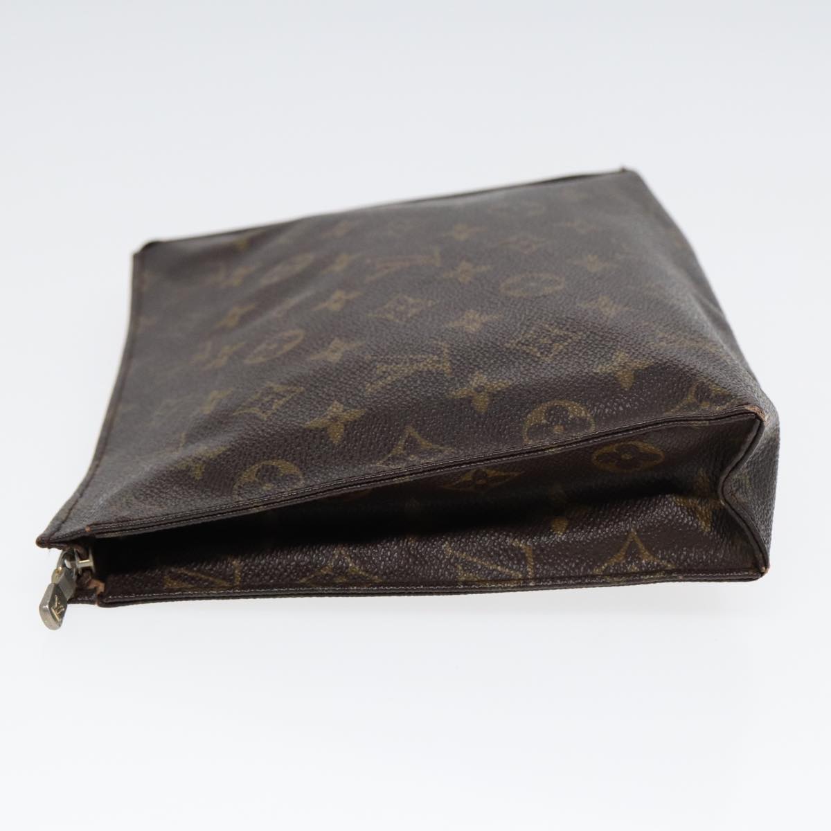 LOUIS VUITTON Monogram Poche Toilette 26 Pouch M47542 LV Auth 85213