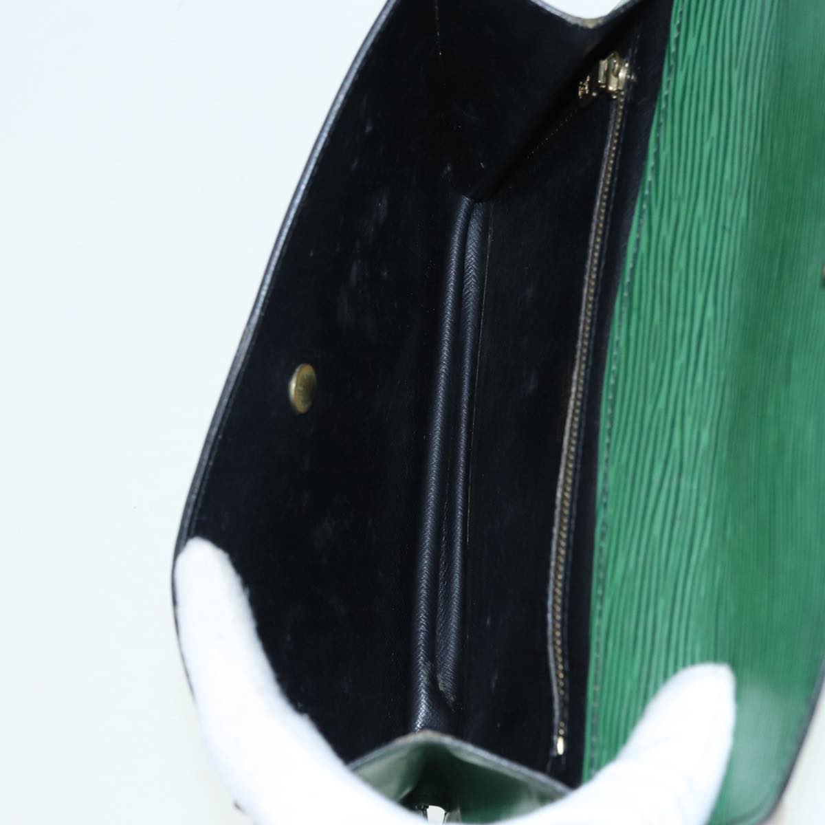 LOUIS VUITTON Epi Montaigne 23 Clutch Bag Green M52664 LV Auth 85216