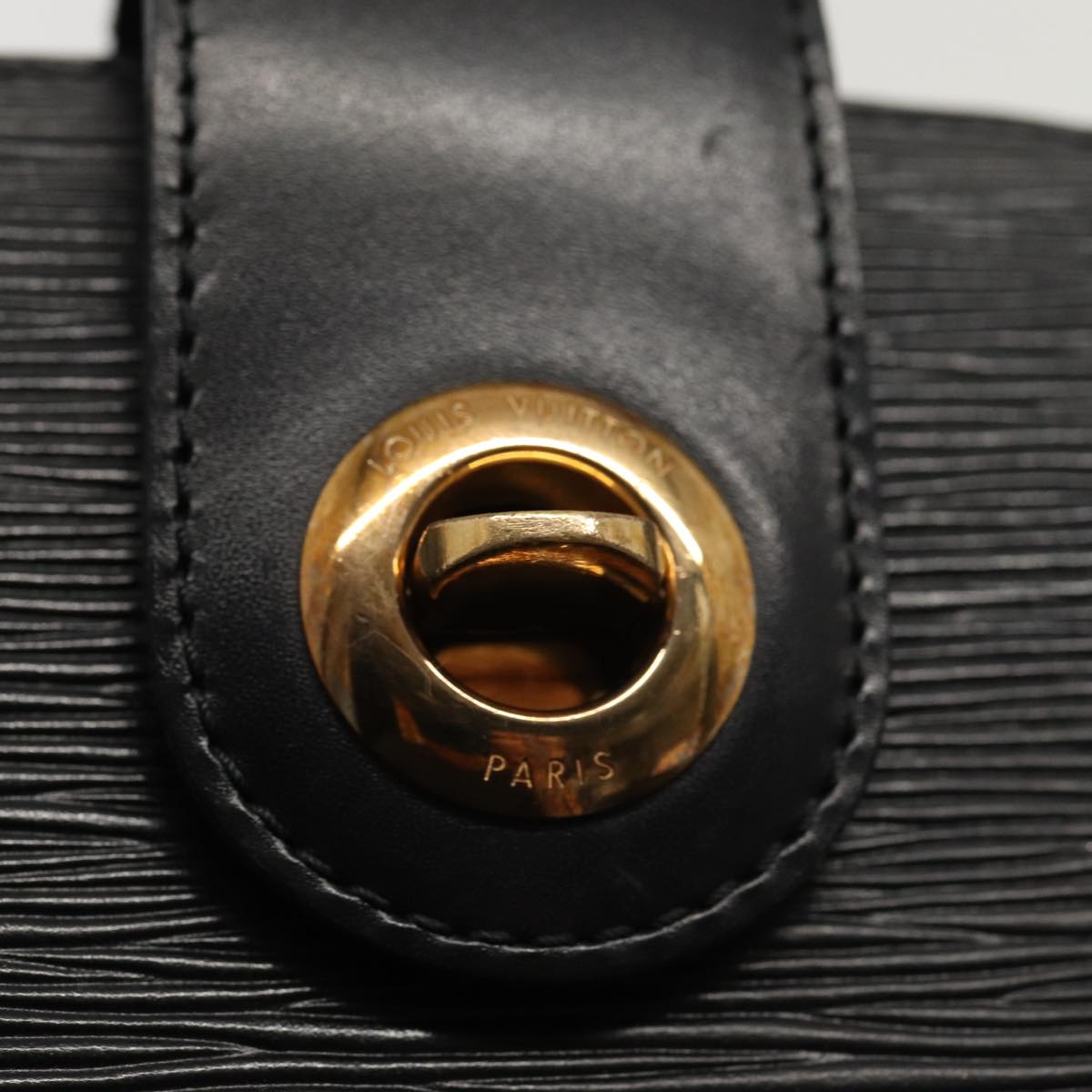 LOUIS VUITTON Epi Capuchin Shoulder Bag Black M52342 LV Auth 85220