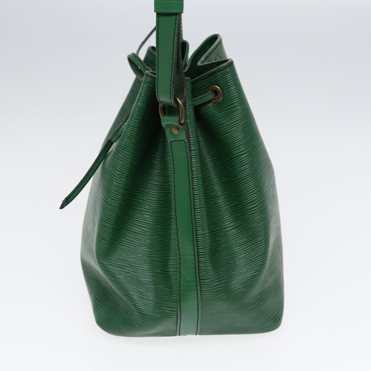 LOUIS VUITTON Epi Petit Noe Shoulder Bag Green M44102 LV Auth 85261