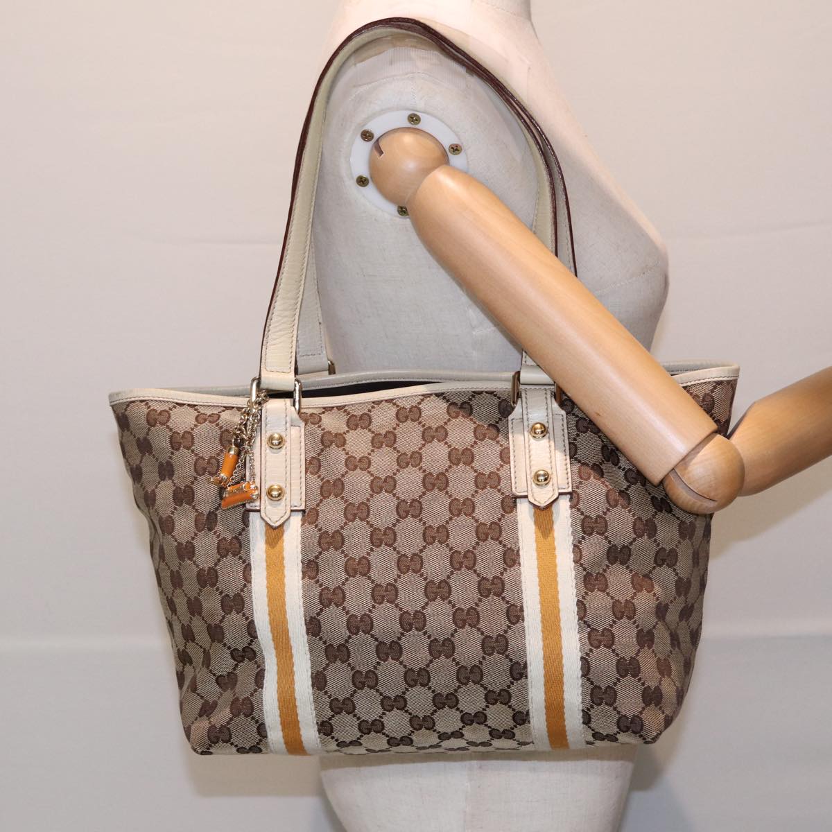 GUCCI GG Supreme Sherry Line Tote Bag Beige Gold Silver Auth 85285